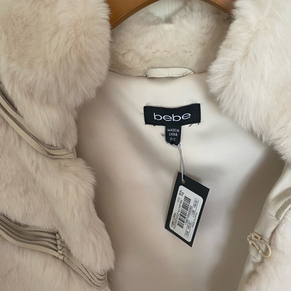Bebe Bone Faux Fur Caplet w/ Leather Trim. Small - Picture 5 of 11